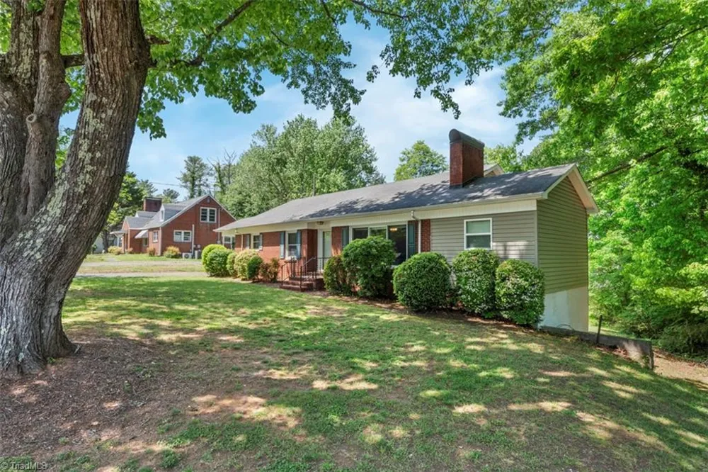 213 Old Westfield Road Pilot Mountain, NC 27041