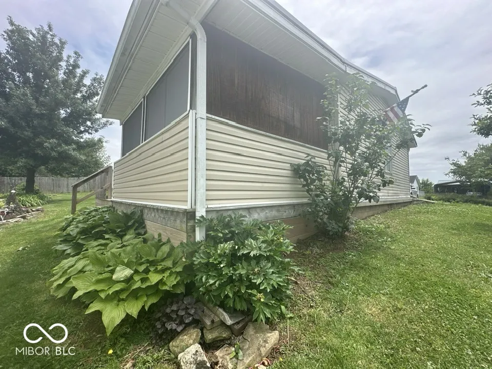 506 Pilgrim Way Salem, IN 47167