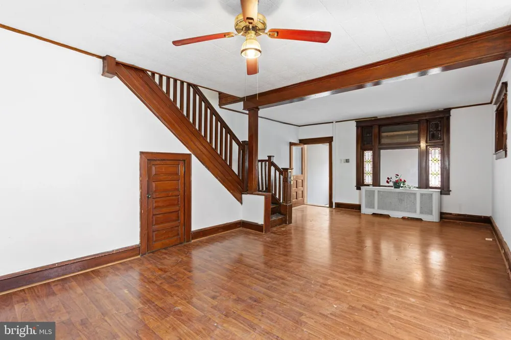 416 PUSEY AVENUE Darby, PA 19023