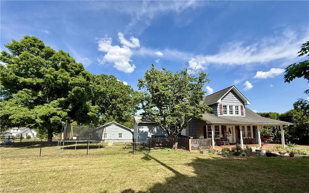 2230 Boone Trail North Wilkesboro, NC 28659
