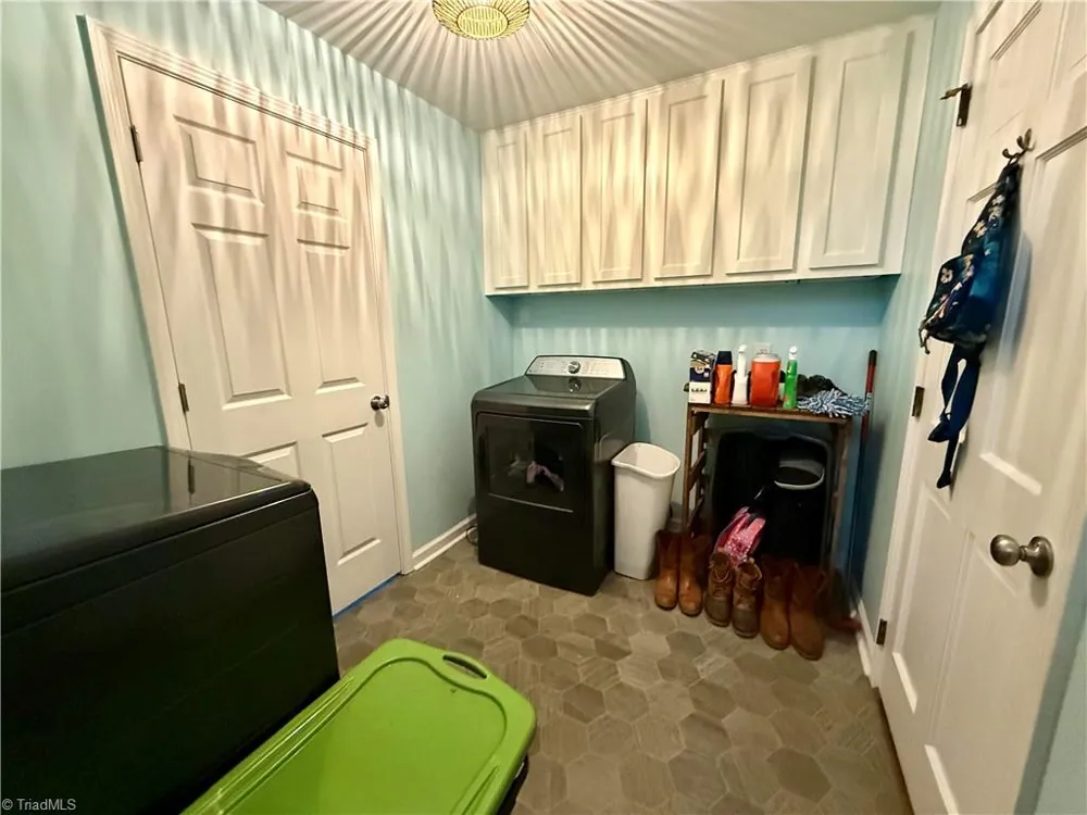 2230 Boone Trail North Wilkesboro, NC 28659