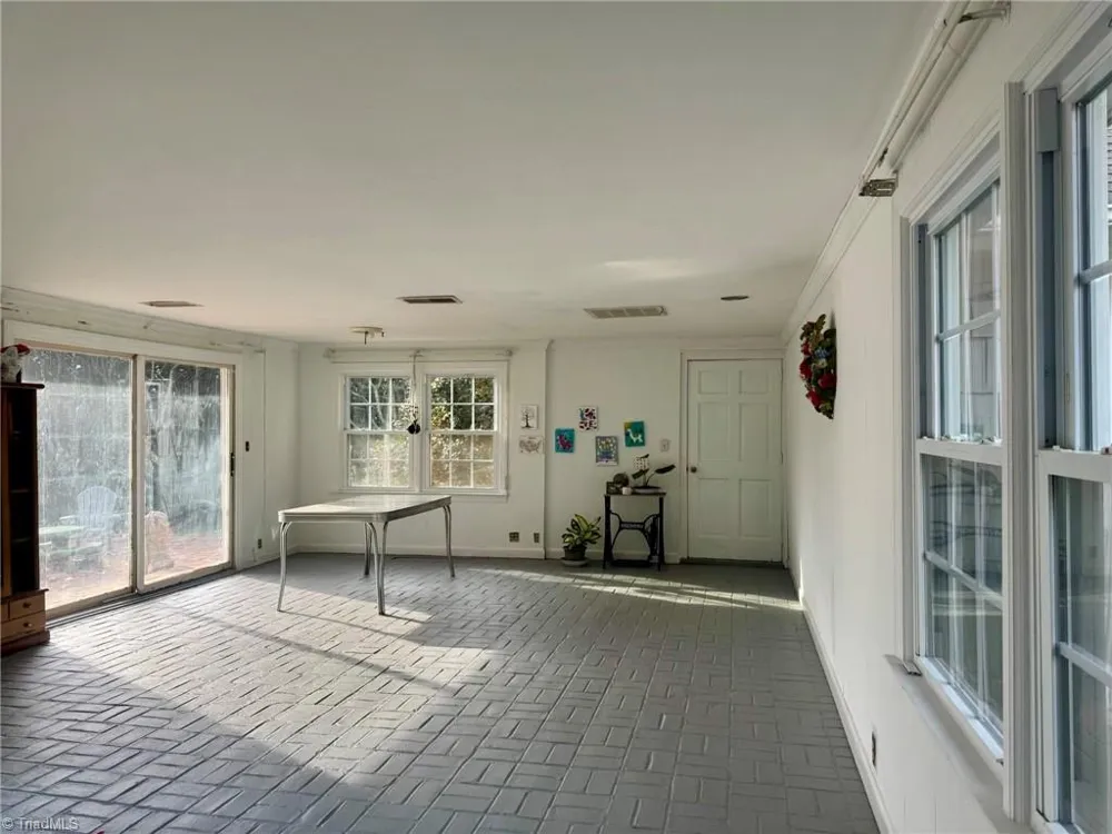 2230 Boone Trail North Wilkesboro, NC 28659