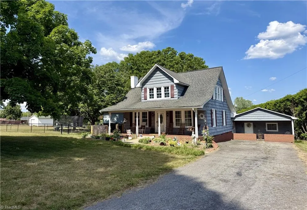 2230 Boone Trail North Wilkesboro, NC 28659