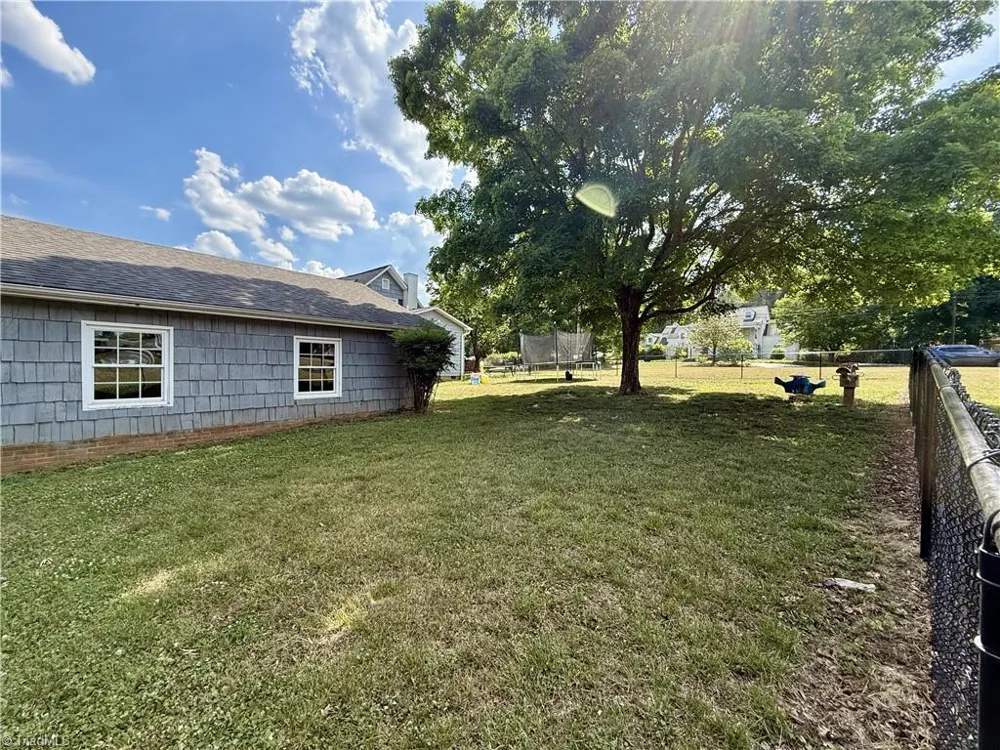 2230 Boone Trail North Wilkesboro, NC 28659
