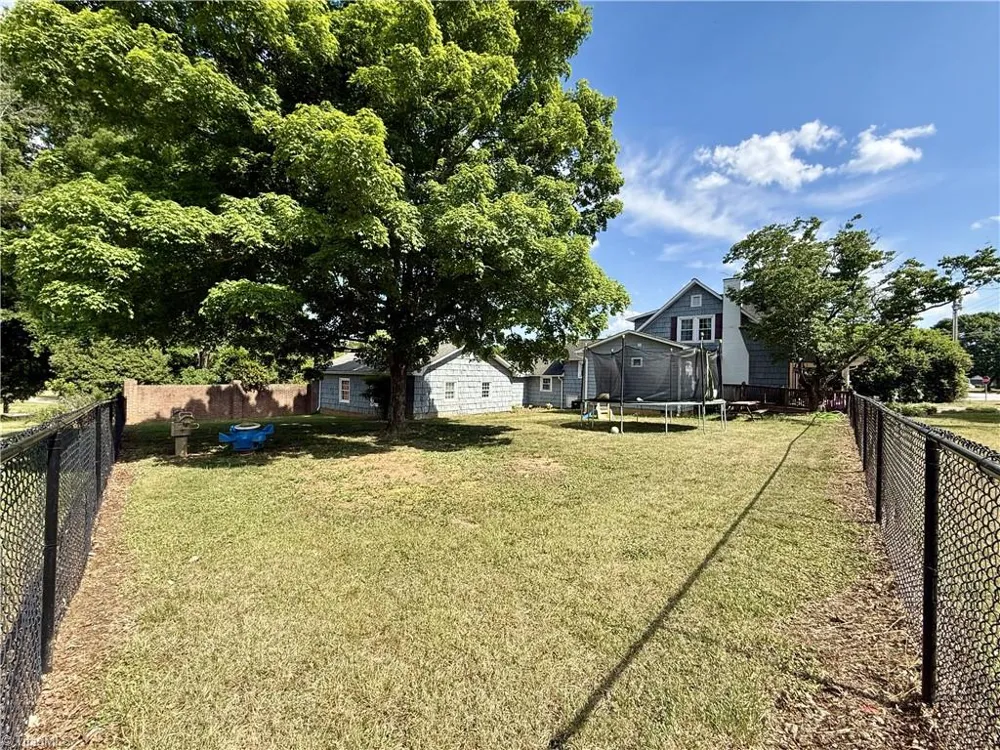 2230 Boone Trail North Wilkesboro, NC 28659