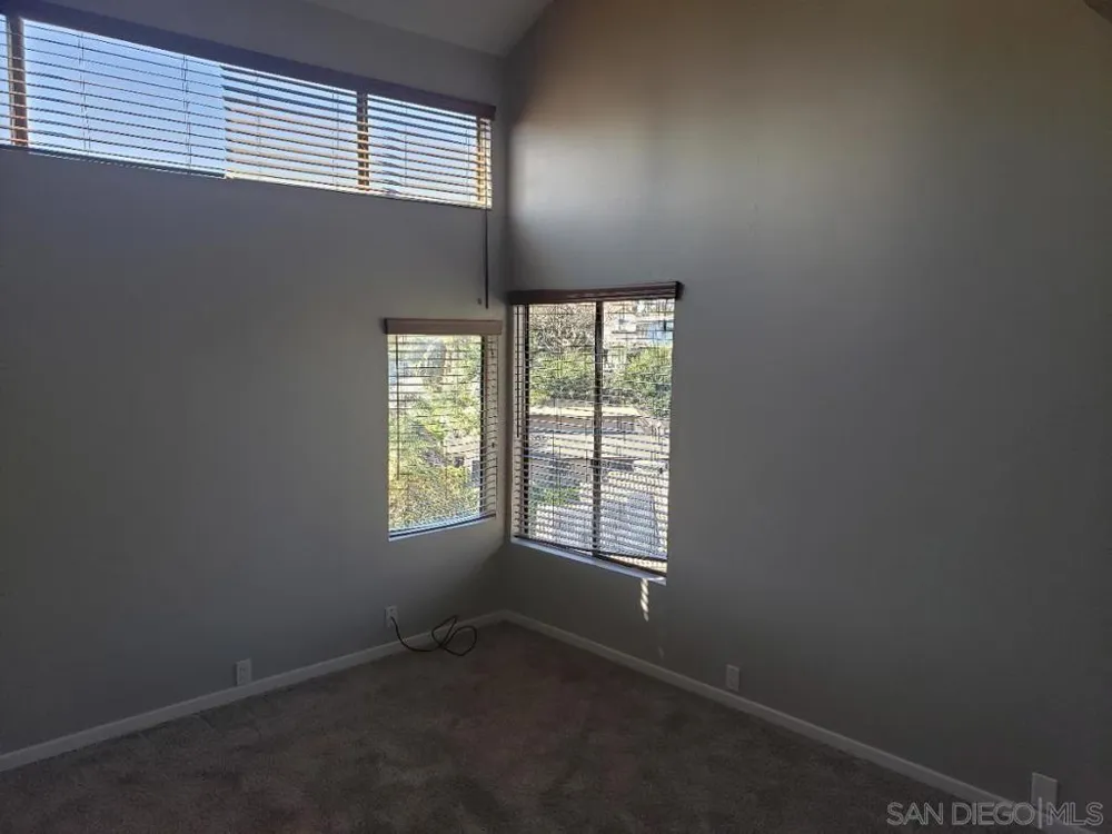 2415 La France St. San Diego, CA 92109