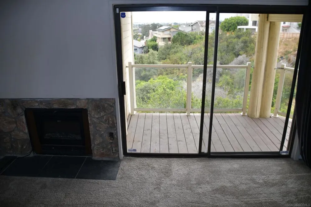 2415 La France St. San Diego, CA 92109