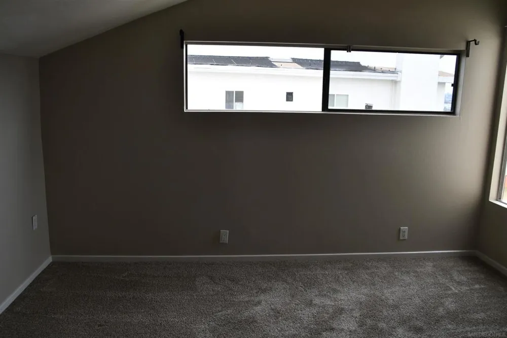 2415 La France St. San Diego, CA 92109