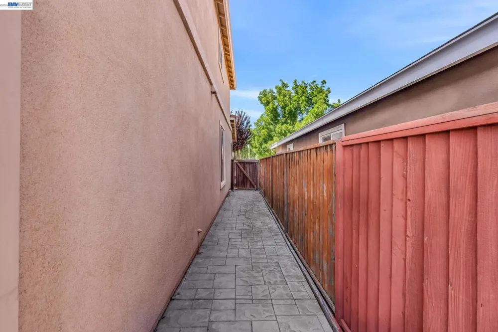 2536 Tampico Dr Bay Point, CA 94565