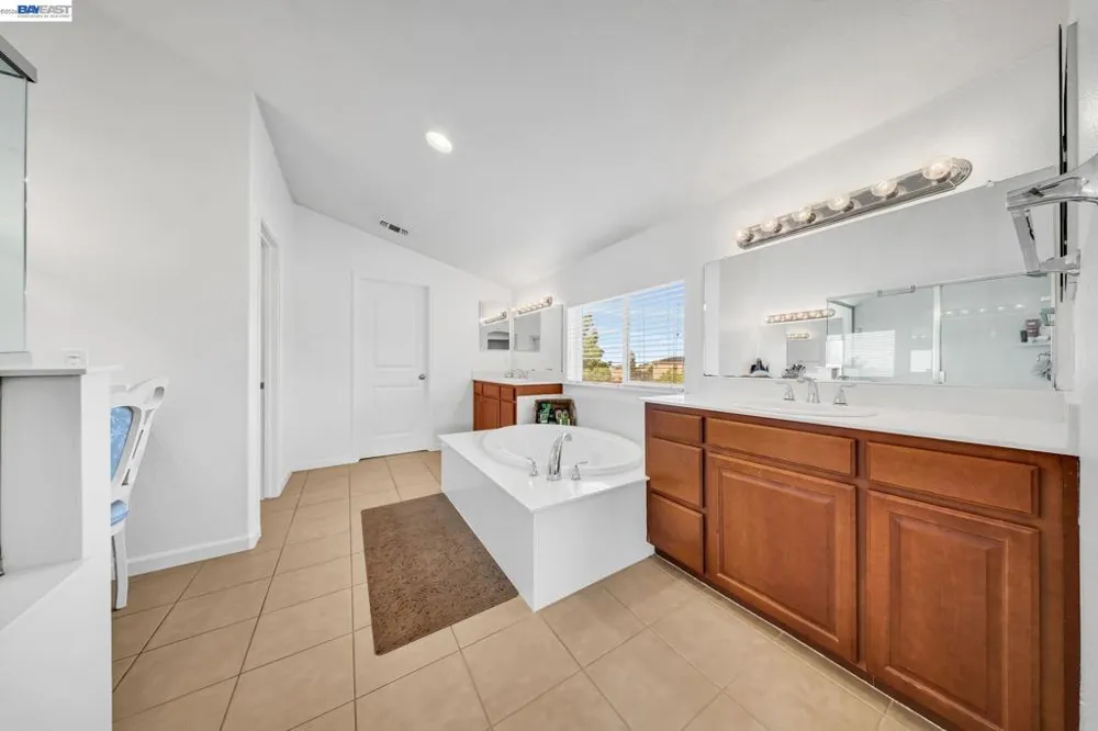 2536 Tampico Dr Bay Point, CA 94565