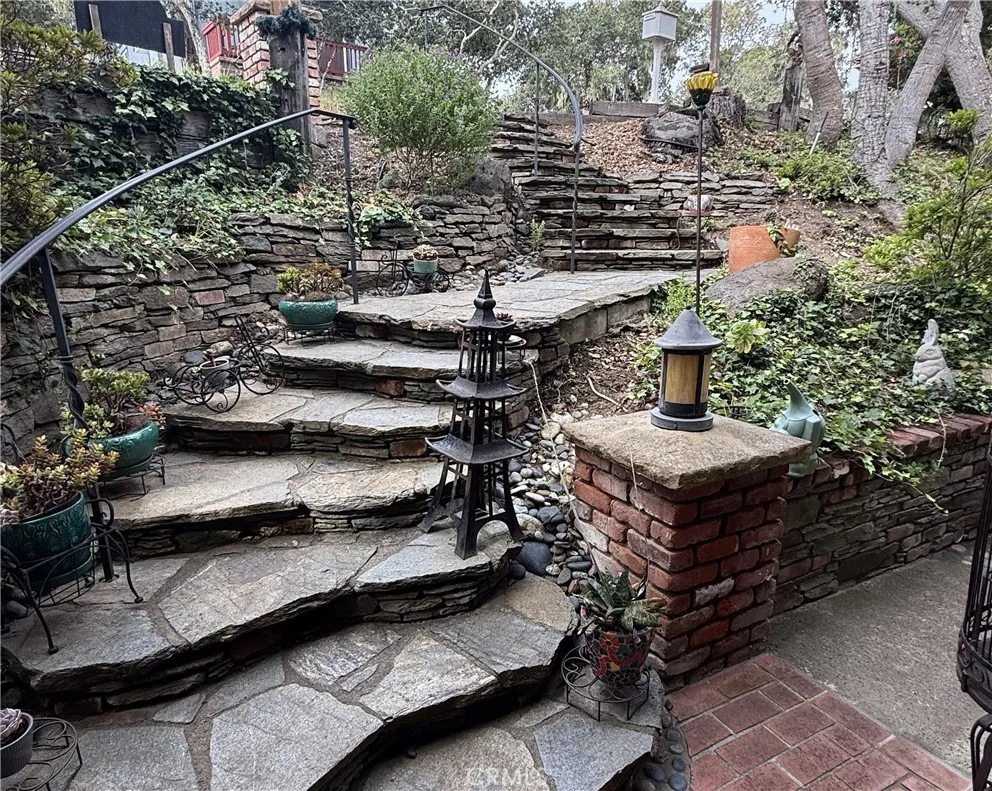 1987 Dorking Avenue Cambria, CA 93428