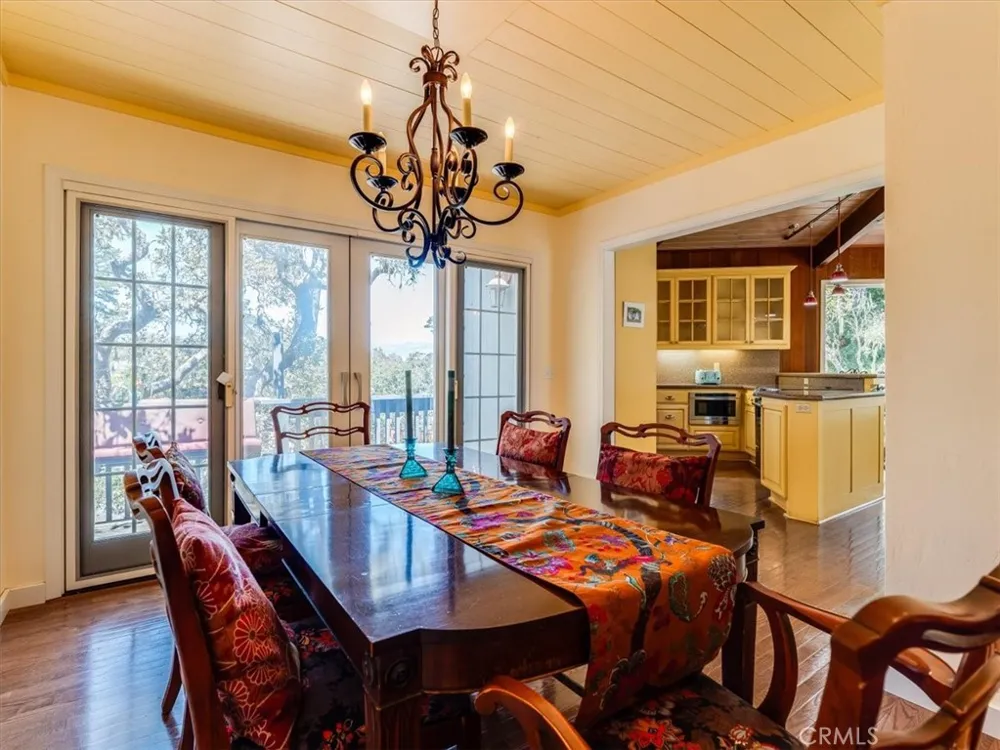 1987 Dorking Avenue Cambria, CA 93428