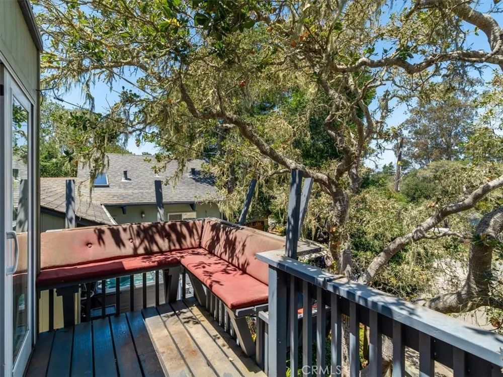 1987 Dorking Avenue Cambria, CA 93428