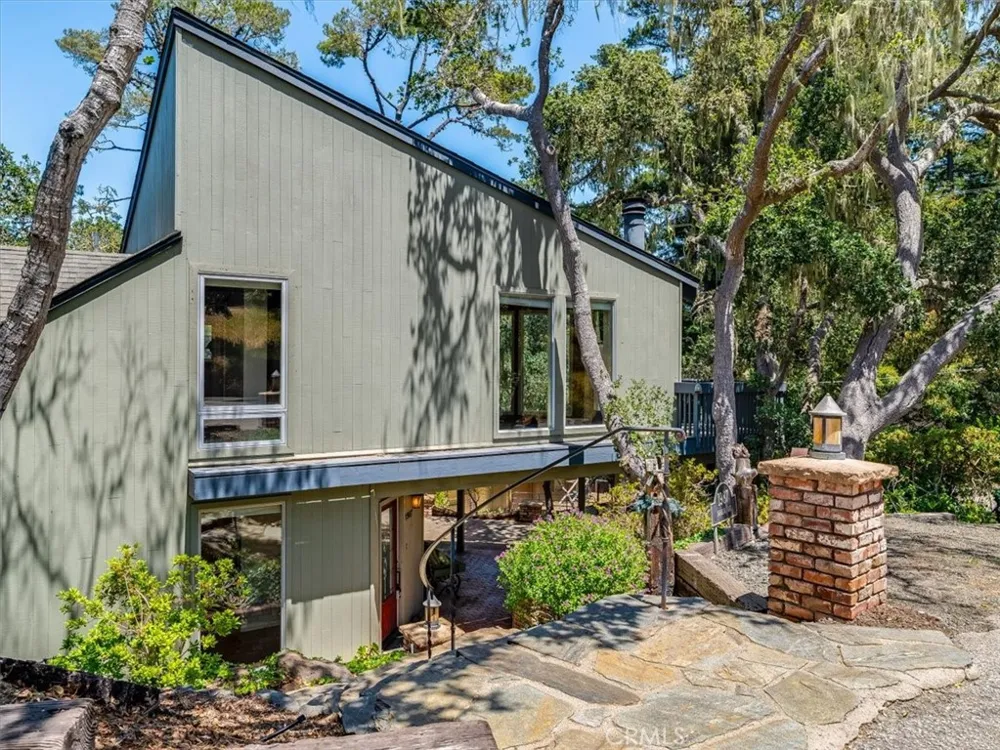 1987 Dorking Avenue Cambria, CA 93428