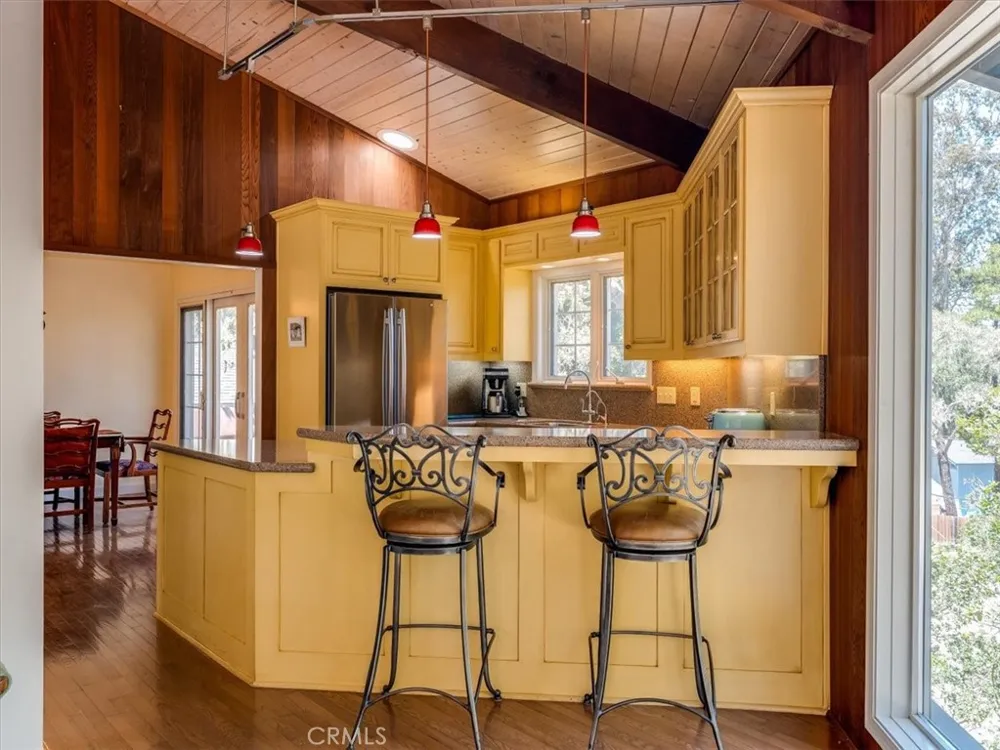 1987 Dorking Avenue Cambria, CA 93428