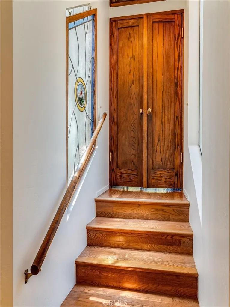 1987 Dorking Avenue Cambria, CA 93428