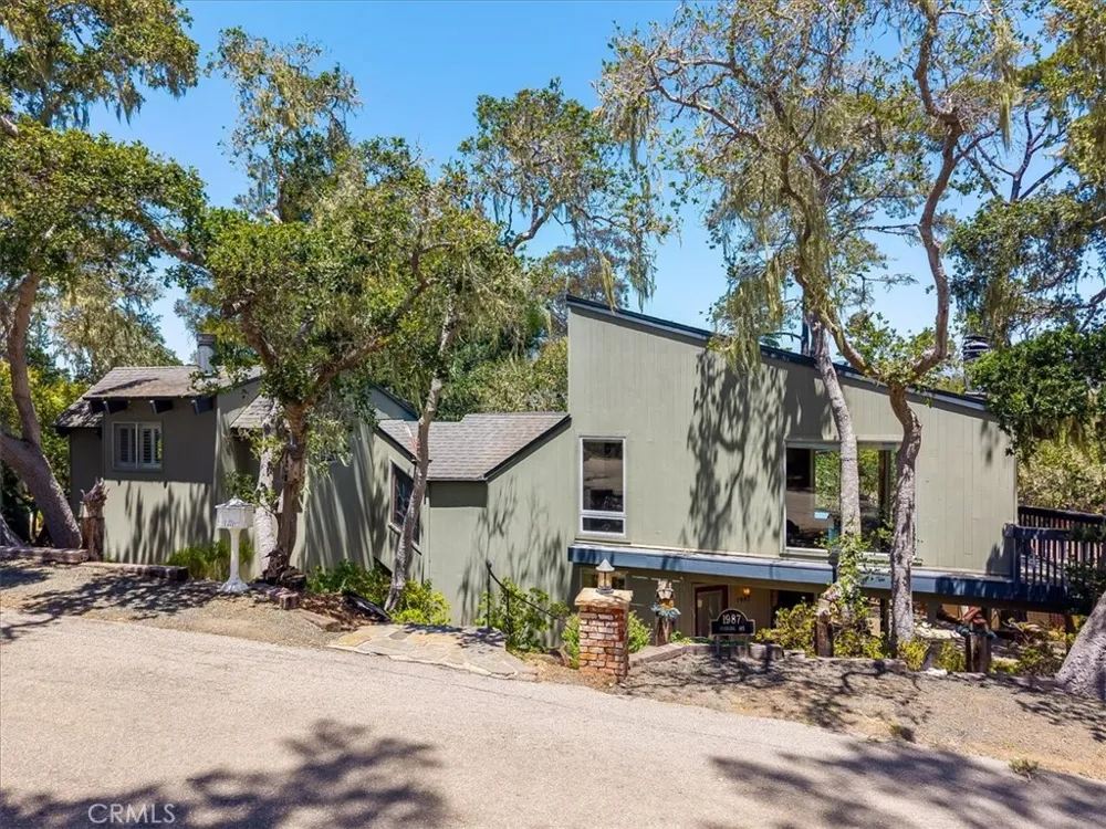 1987 Dorking Avenue Cambria, CA 93428