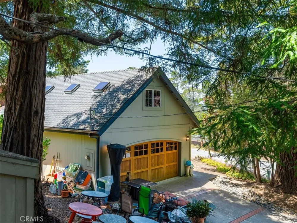 1987 Dorking Avenue Cambria, CA 93428