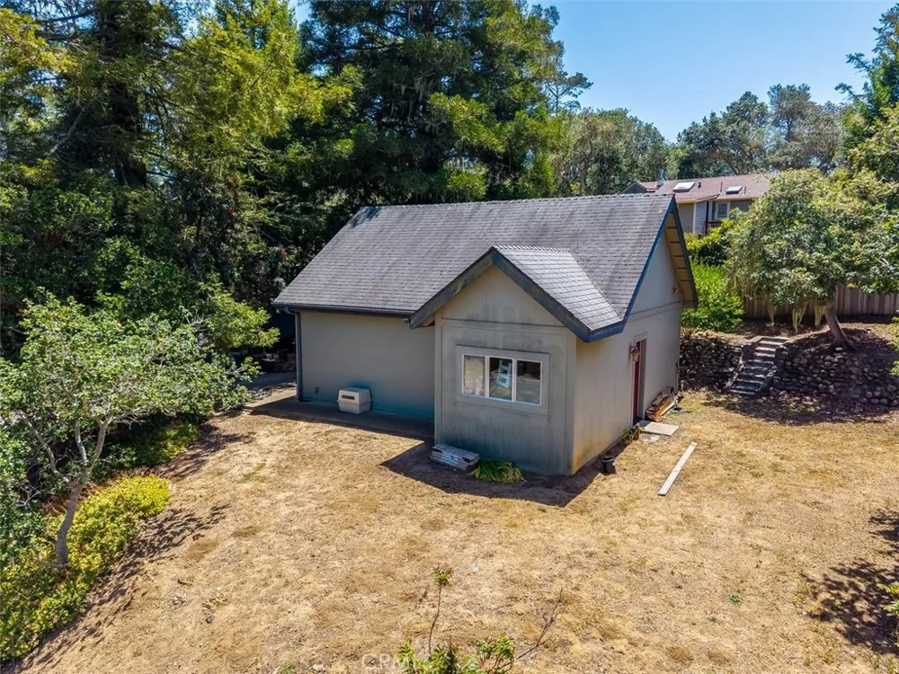 1987 Dorking Avenue Cambria, CA 93428