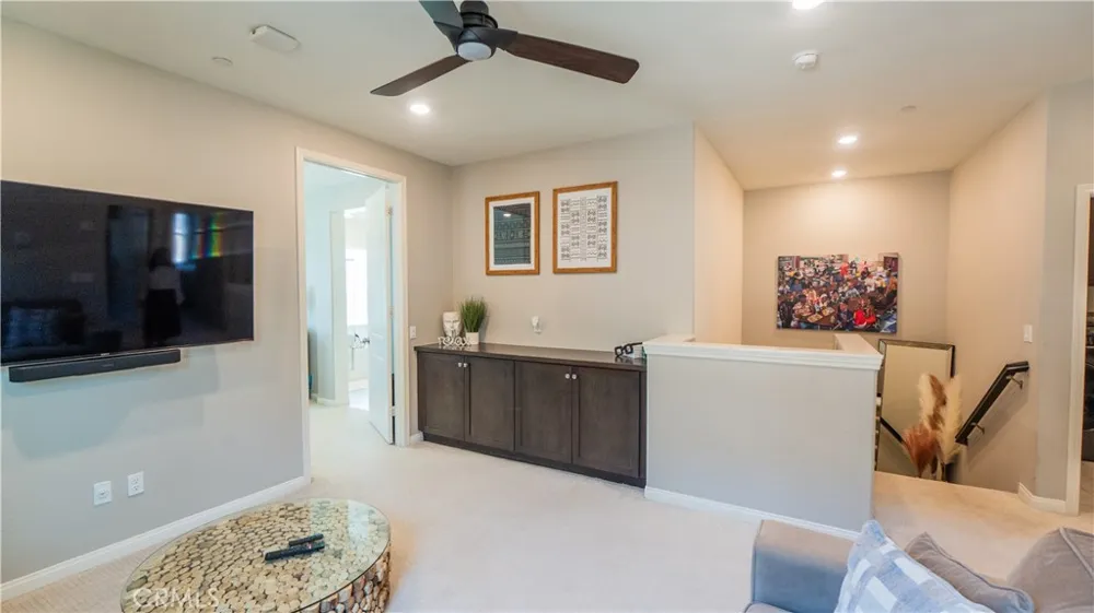 22740 Harmony Saugus, CA 91350
