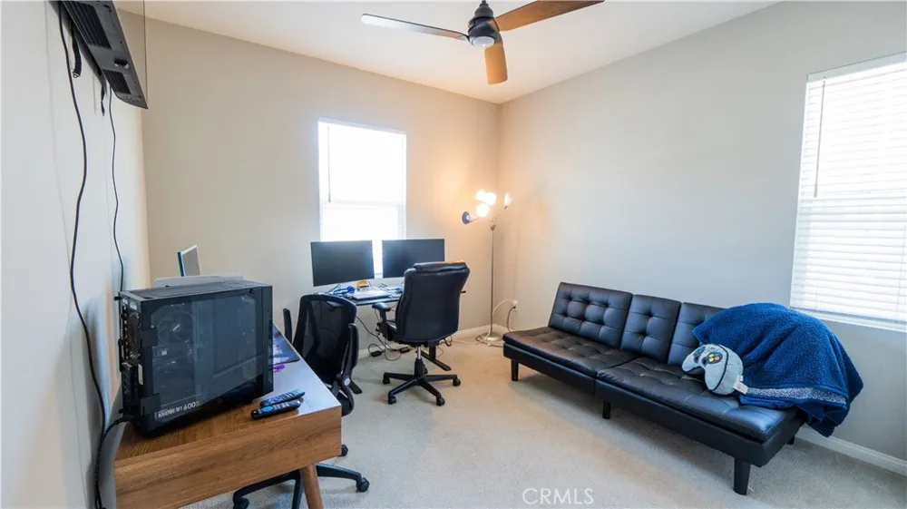 22740 Harmony Saugus, CA 91350