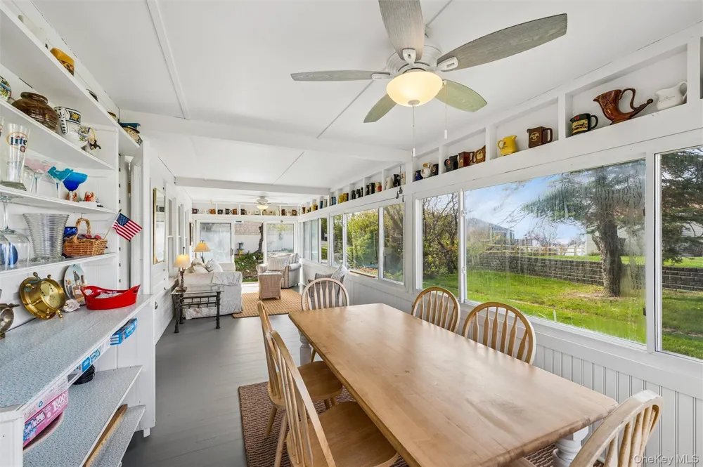 21 Walk Riverhead, NY 11901