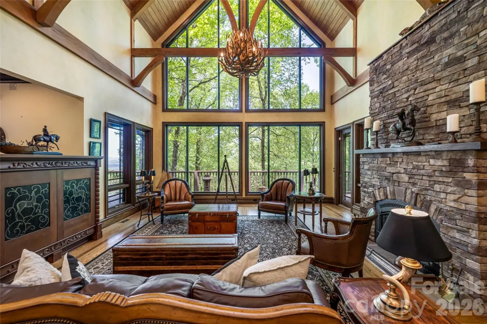 14 Walnut Drive Mills River, NC 28759