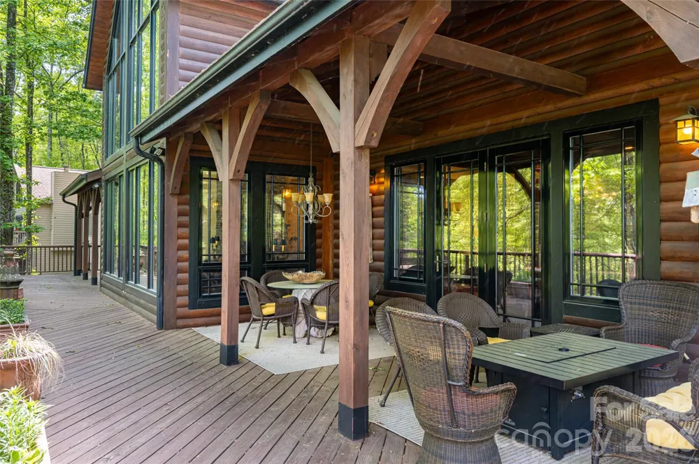 14 Walnut Drive Mills River, NC 28759