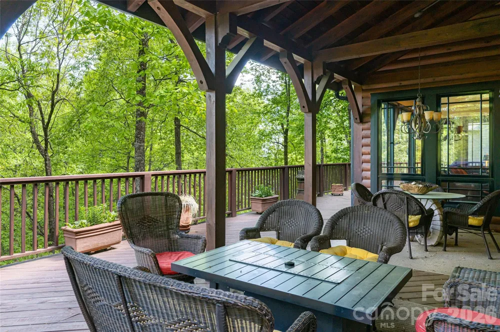 14 Walnut Drive Mills River, NC 28759