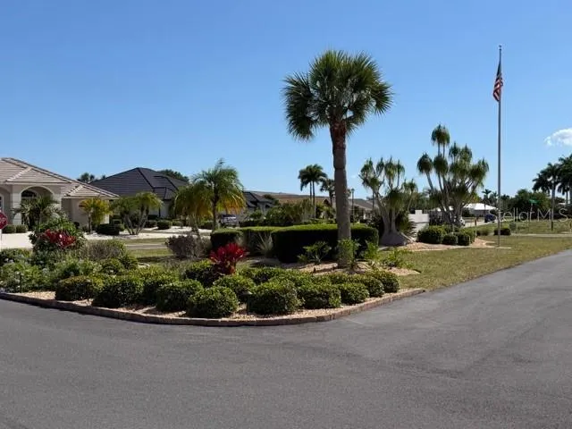 12538 SW KINGSWAY CIRCLE #403 Lake Suzy, FL 34269