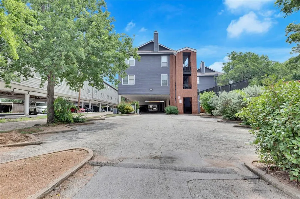 2804 Rio Grande Street #201 Austin, TX 78705
