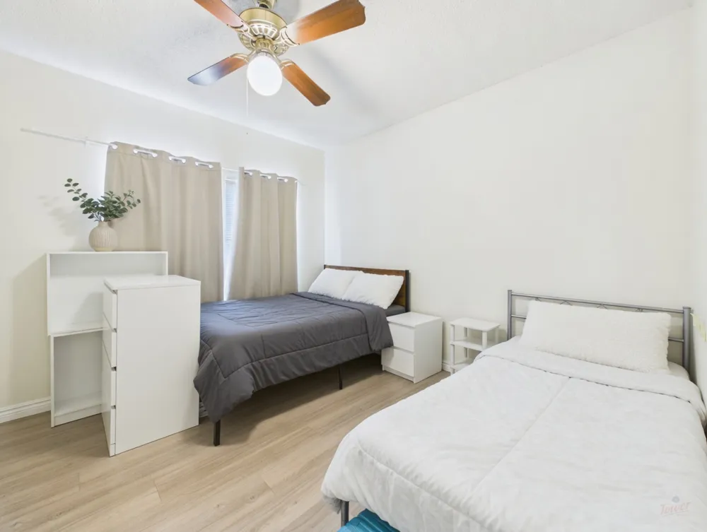 2804 Rio Grande Street #201 Austin, TX 78705
