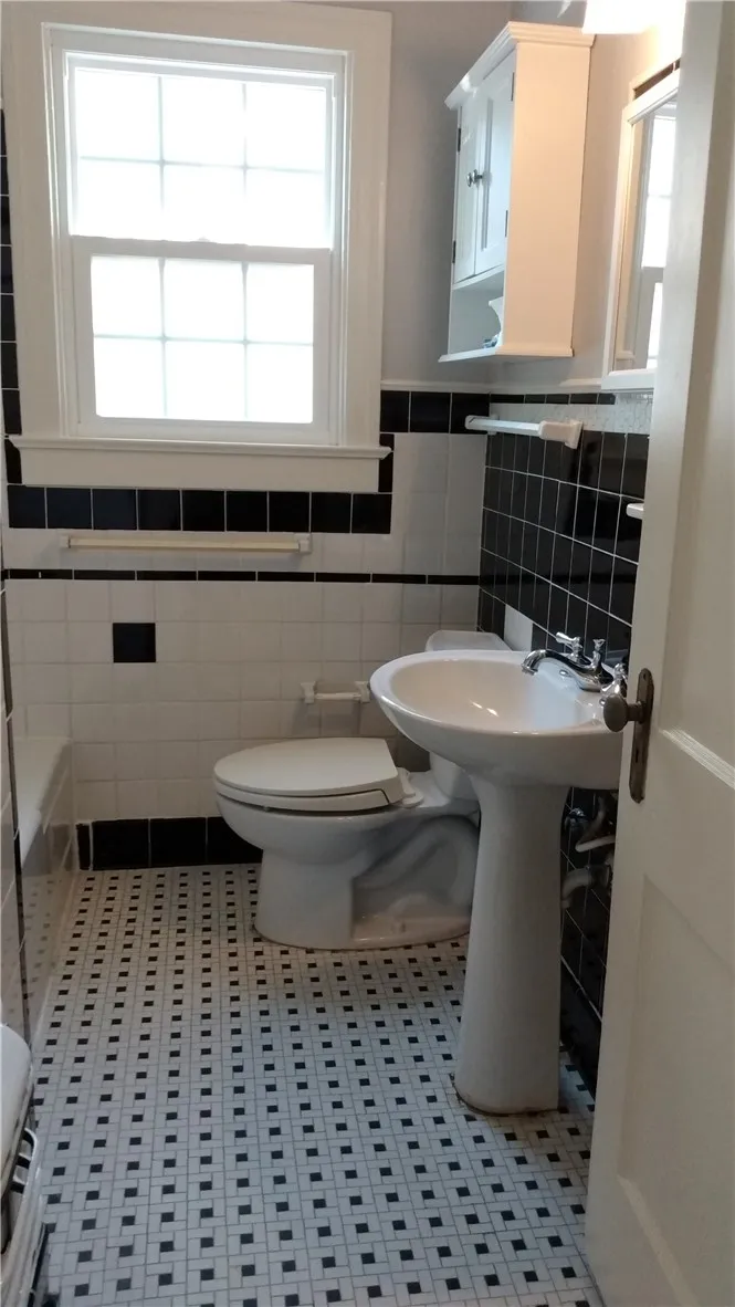 4611 Duval Street Austin, TX 78751