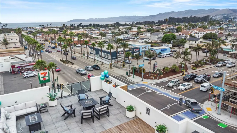 402 W Grand Ave #401 Grover Beach, CA 93433