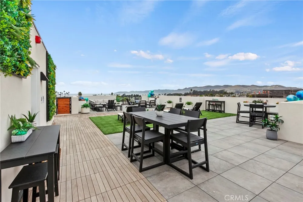 402 W Grand Ave #401 Grover Beach, CA 93433