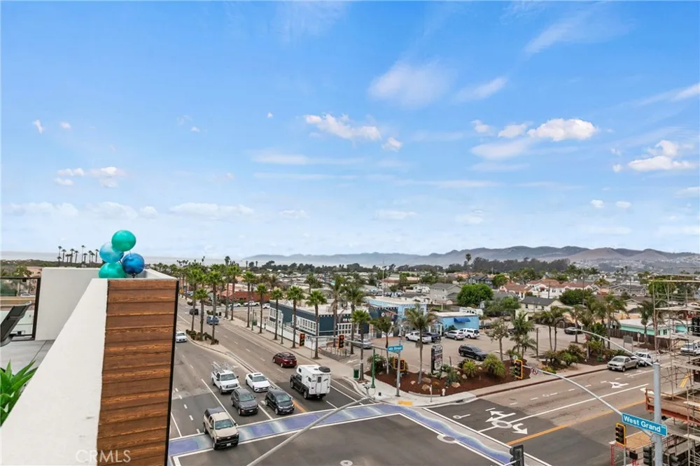 402 W Grand Ave #401 Grover Beach, CA 93433