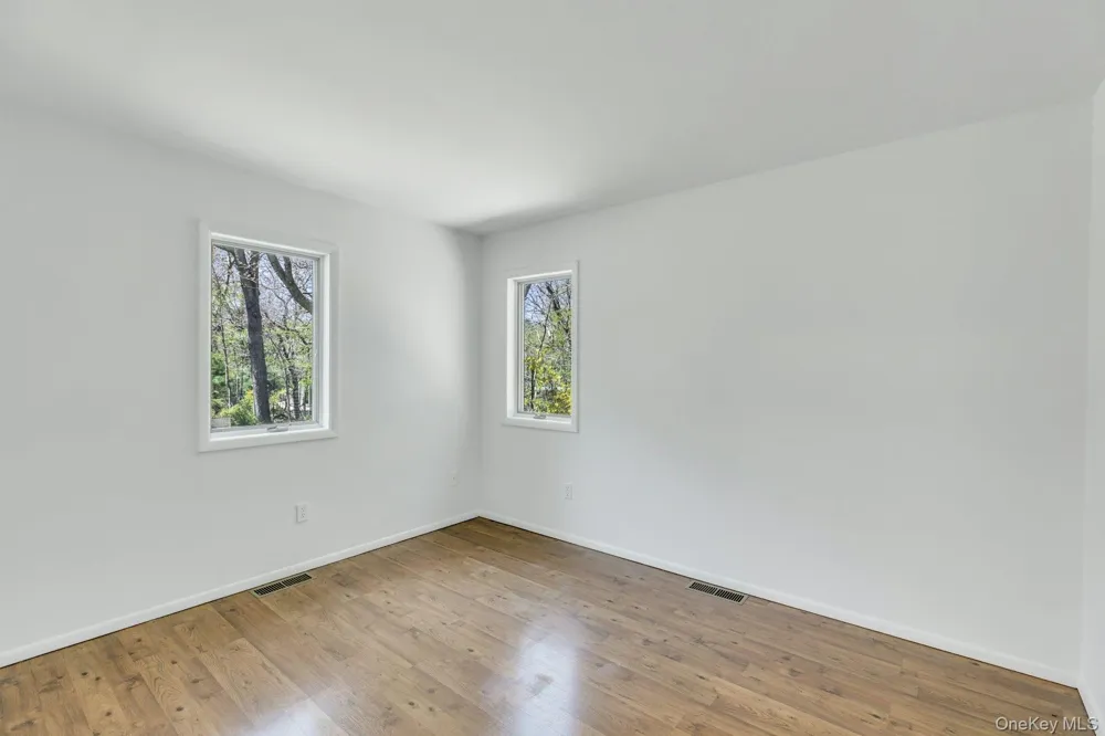 3 Quail Run Hampton Bays, NY 11946