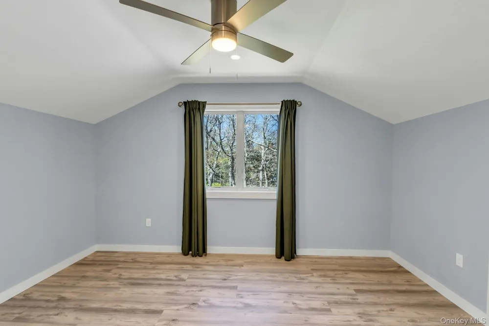 3 Quail Run Hampton Bays, NY 11946