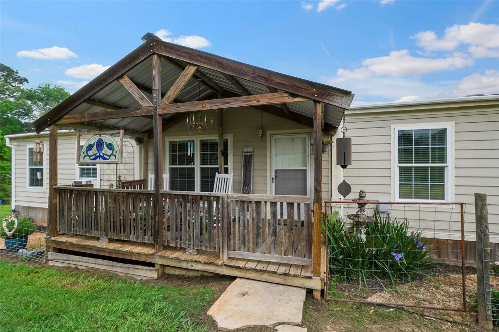 1257 Fm 2797 Dayton, TX 77535
