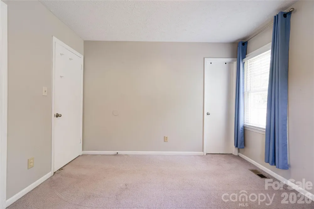 111 Harbor Point Drive Cherryville, NC 28021
