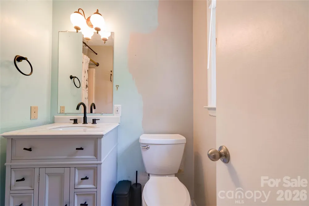 111 Harbor Point Drive Cherryville, NC 28021