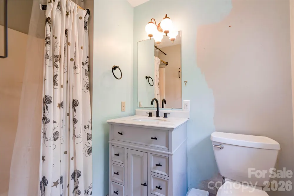 111 Harbor Point Drive Cherryville, NC 28021