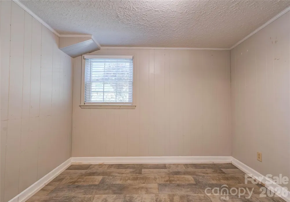 111 Harbor Point Drive Cherryville, NC 28021