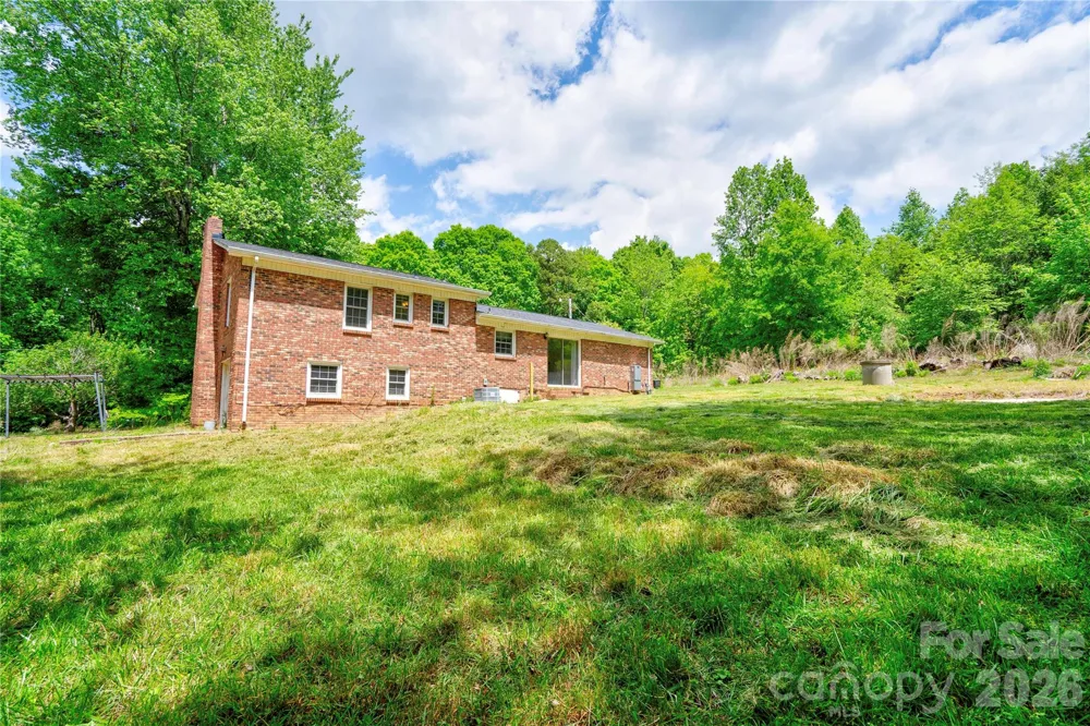 111 Harbor Point Drive Cherryville, NC 28021