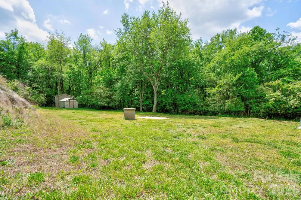 111 Harbor Point Drive Cherryville, NC 28021