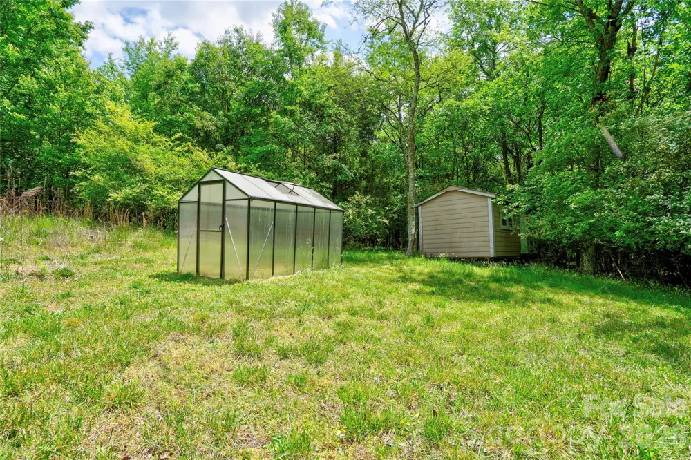 111 Harbor Point Drive Cherryville, NC 28021