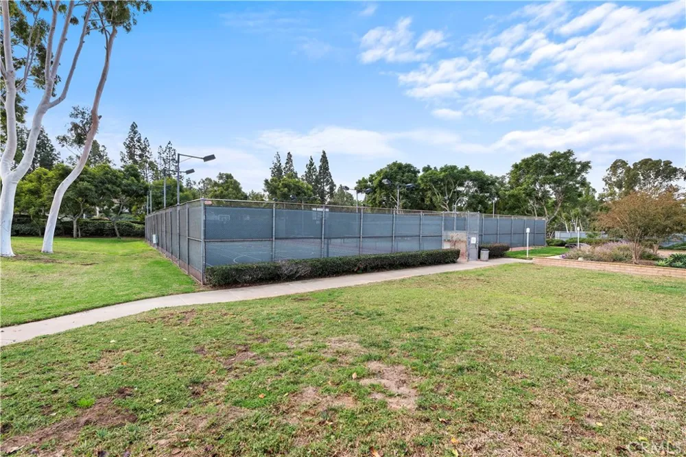 22342 Caminito Escobedo Laguna Hills, CA 92653