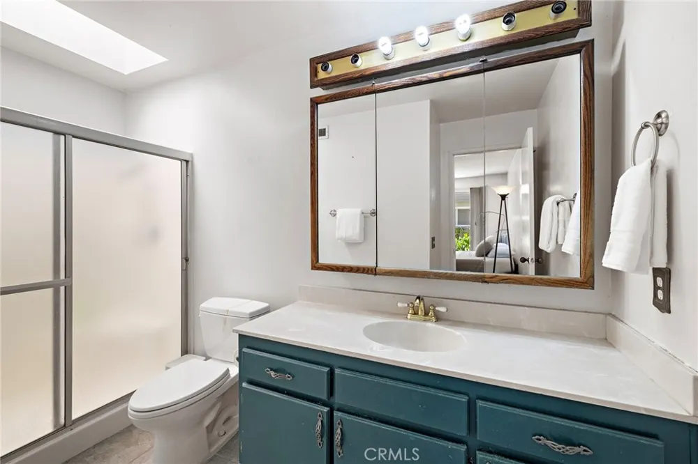22342 Caminito Escobedo Laguna Hills, CA 92653
