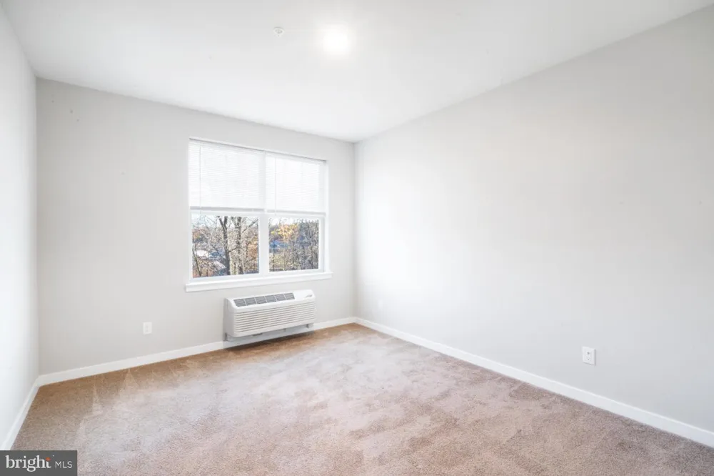 400 E OAK AVENUE #4201 Lawnside, NJ 08045