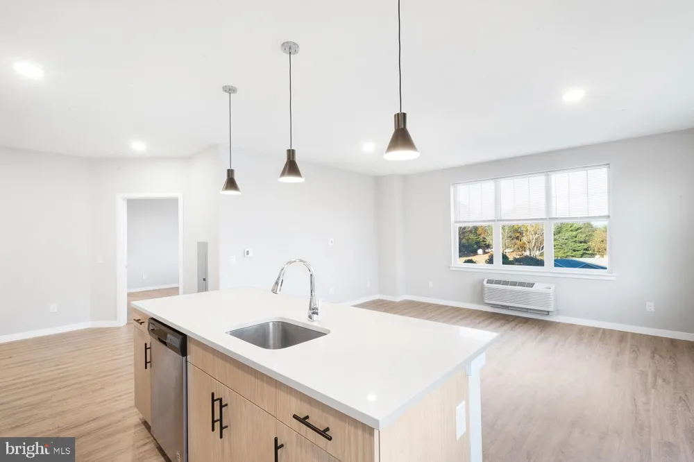 400 E OAK AVENUE #4201 Lawnside, NJ 08045